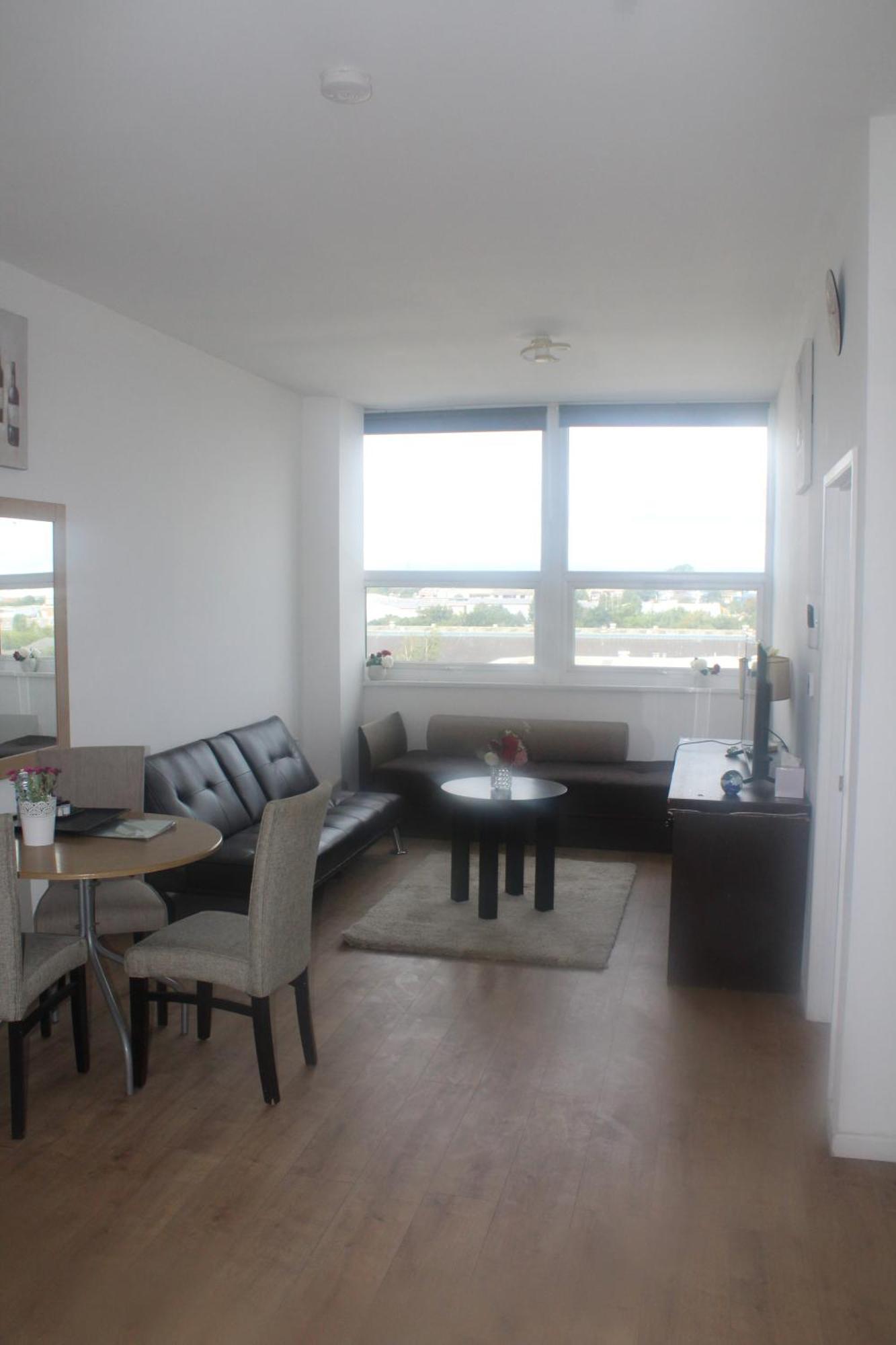 Flat 414 One Bedroom Apartment Birmingham Exterior photo